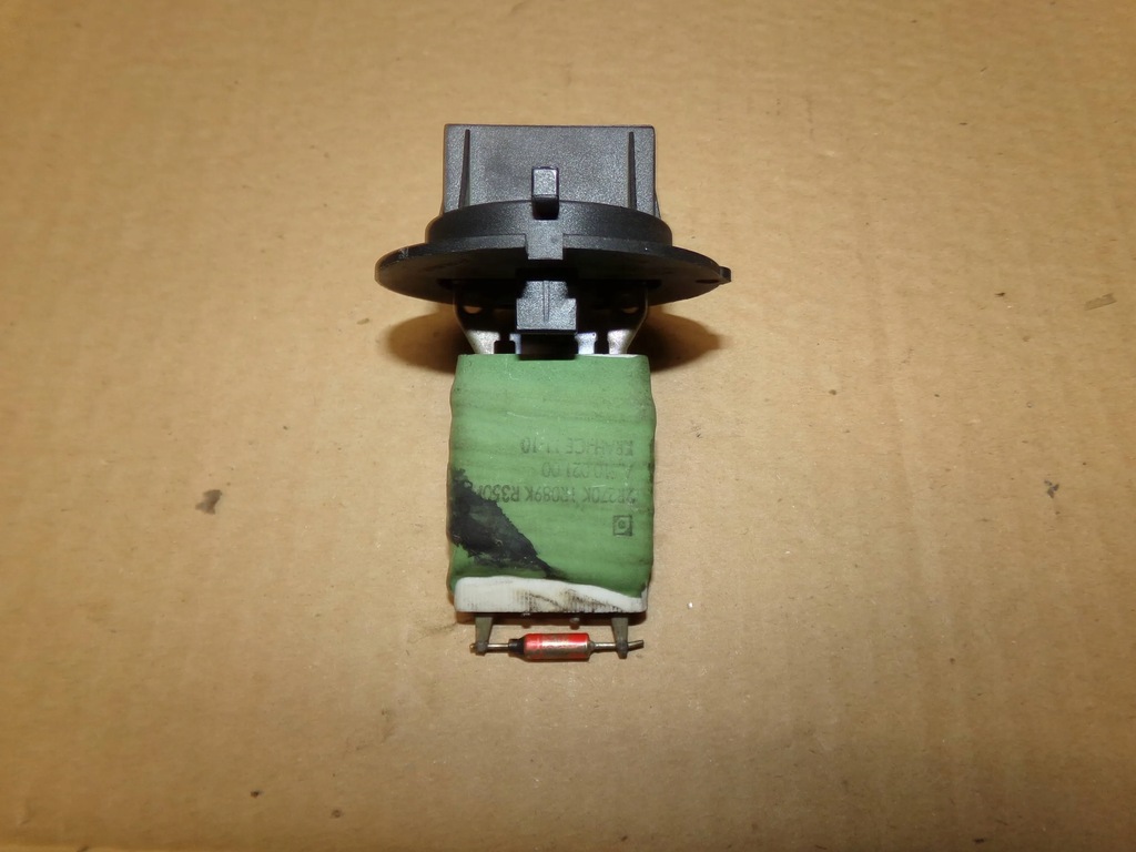 фото №1, Резистор резистор вентилятор peugeot 307