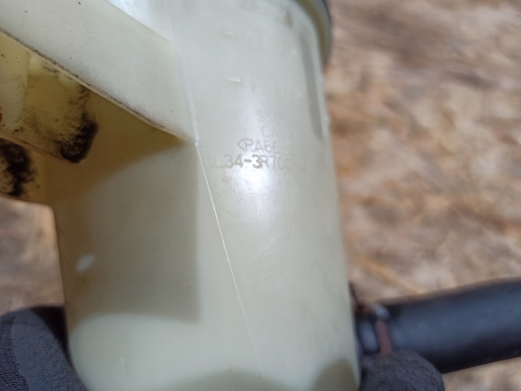 фото №6, Бачок жидкость усилителя expedition navigator