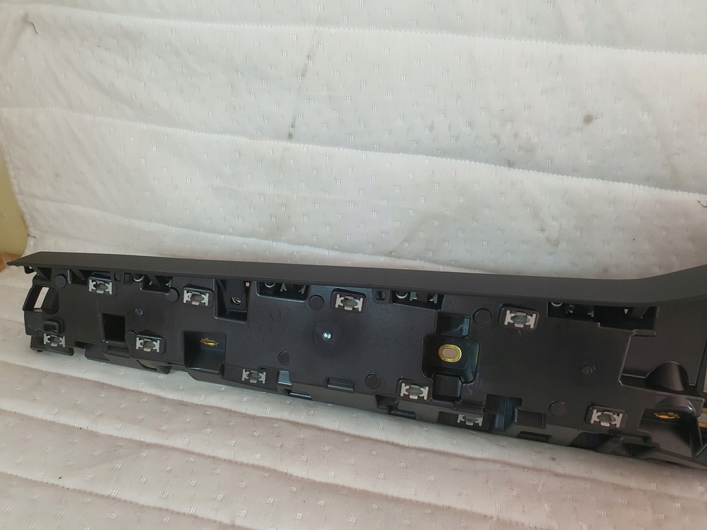 фото №9, Молдинг кронштейн декора консоли led audi a6 c8 a7