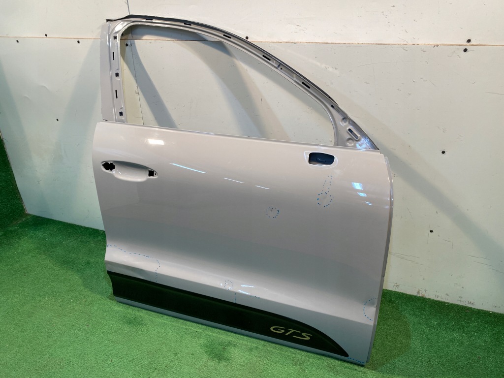 фото №3, Porsche macan 95b дверь правый перед передние правое молдинг