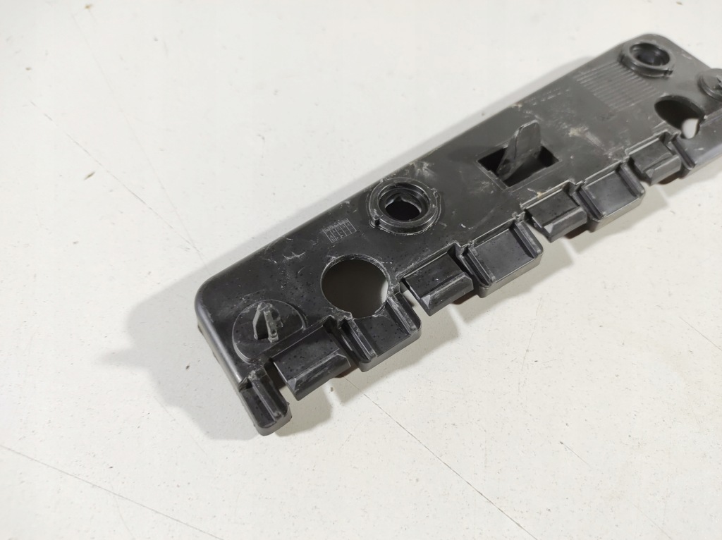 фото №5, Volvo v60 18r- направляющая кронштейн левый перед