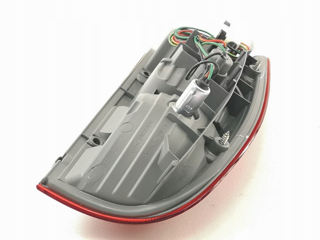 фото №4, Лампа правый задняя mazda seria b 1999-2006 оригинал aso