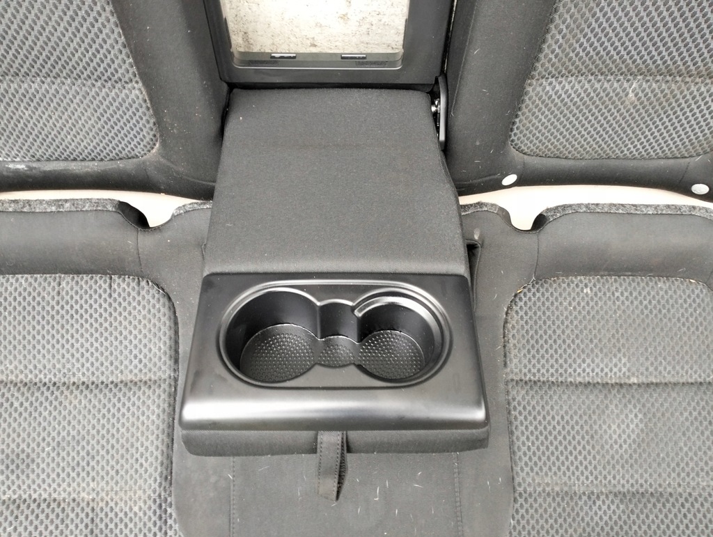 фото №7, Заднее сиденье задняя комплект vw jetta vi