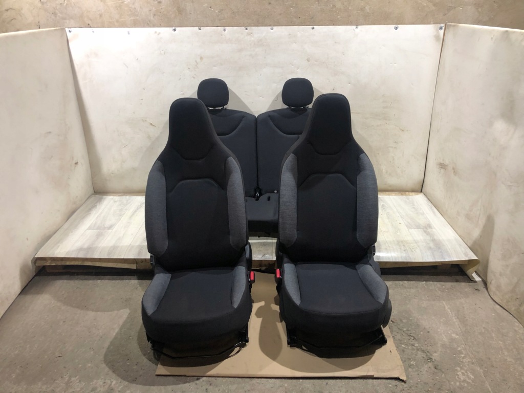 фото №1, Toyota aygo x 2022 сидіння заднє сидіння середина підігрів
