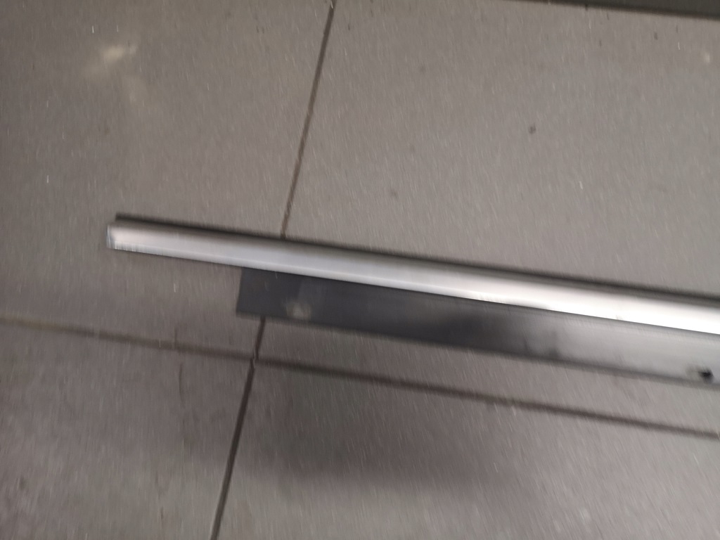 фото №6, Молдинг хром правый перед audi a8 d3 4e0853284c