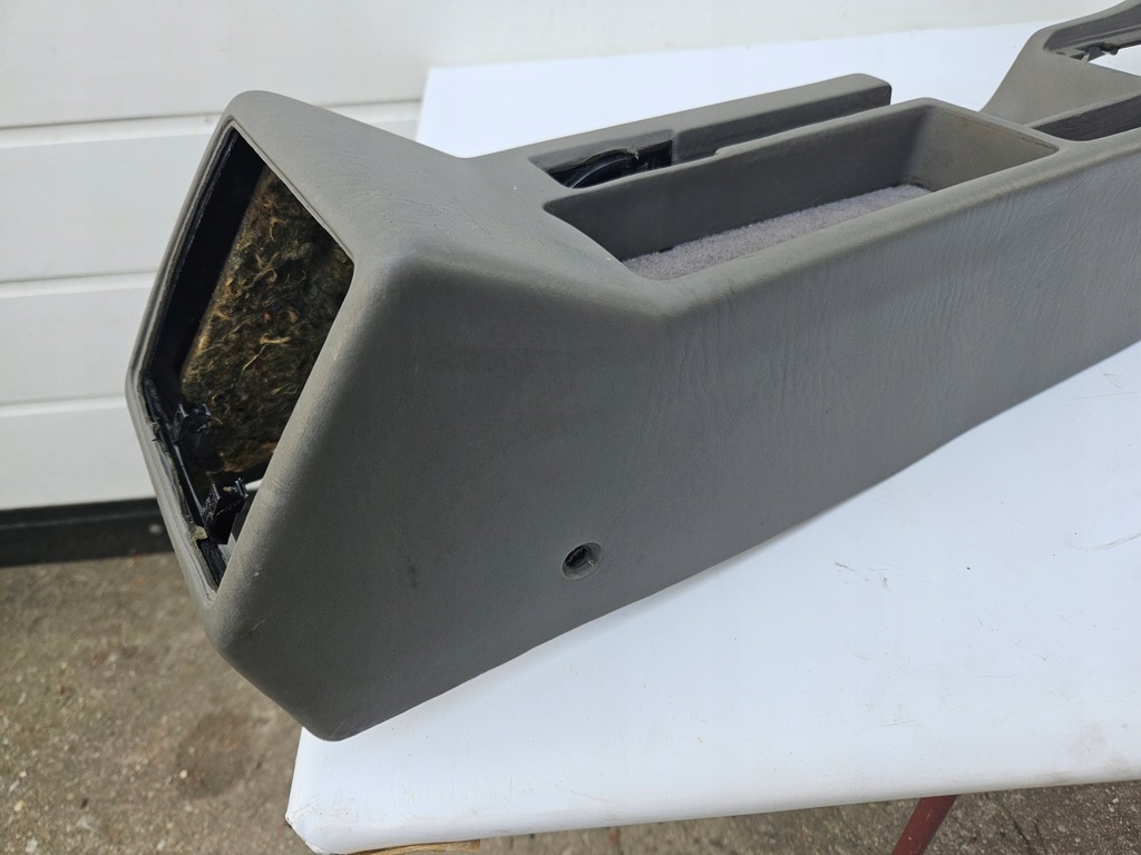 фото №13, Туннель средний консоль средняя audi v8 d11 светлая механическая коробка передач