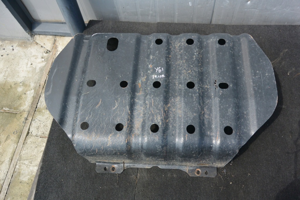 фото №1, Захист бака пального металева nissan patrol y61