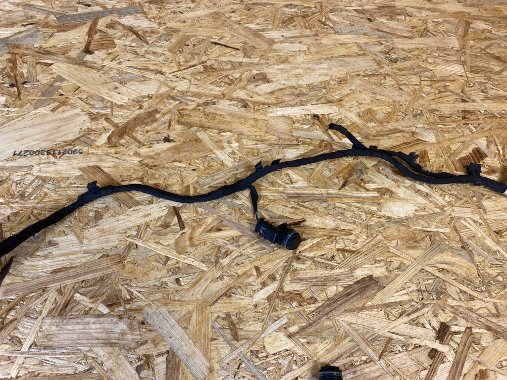 Датчик парковки жгут pdc vw touareg iii 760971095cm 2018- в Украине