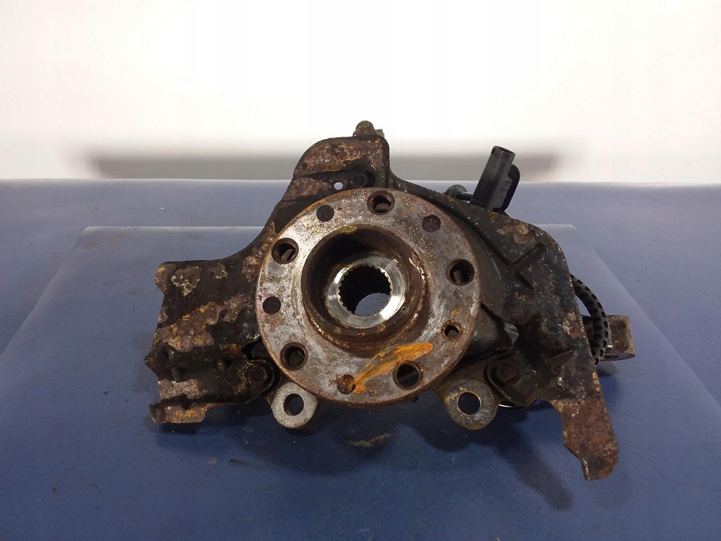 фото №1, Fiat tipo ii 1.4 поворотный кулак правая передняя ступица