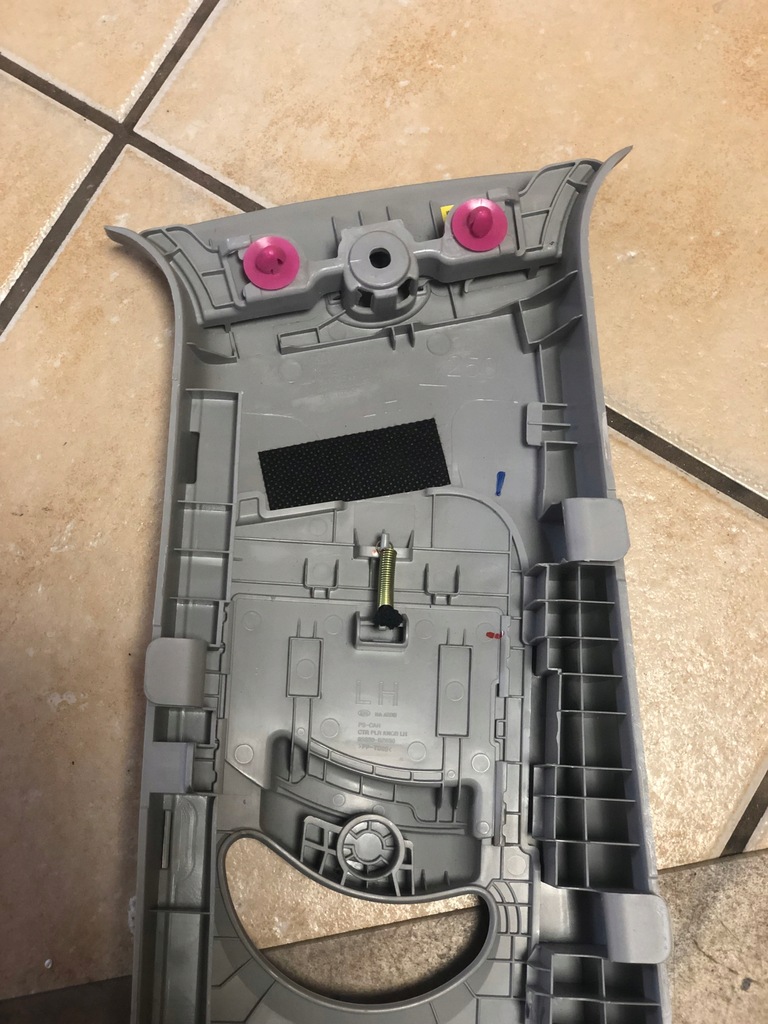 фото №6, Kia оригинальный номер 85830-b2000 soul ii обшивка стойка lewego