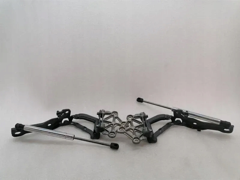 фото №8, Aston martin rapid s bonnet hinge set dg43-16801aa капот