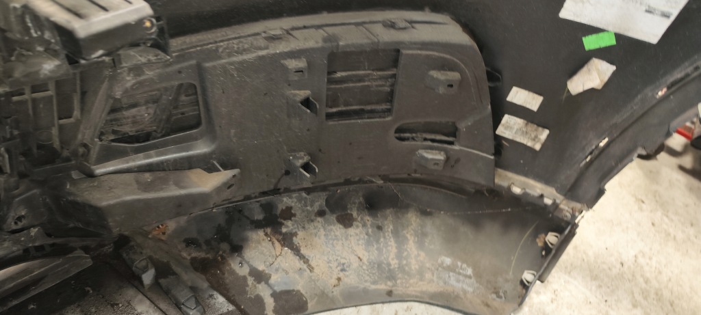 Бампер перед комплектний  audi q3 8u рестайлінг  2016 s-line lx7r Недорого