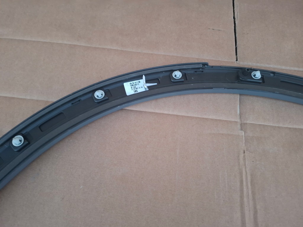 фото №7, Молдинг крила права задня audi q4 e tron 89a idealna