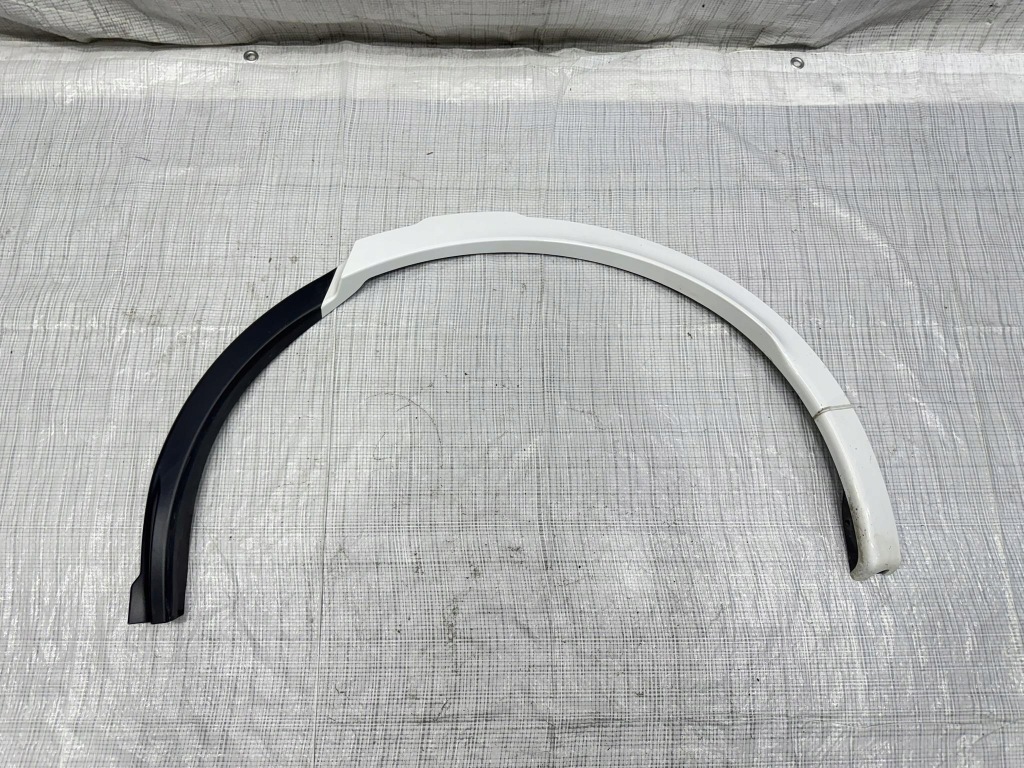 фото №1, Молдинг крыла задняя задняя левая discovery sport r-dynamic 23- lk72-290e23-b