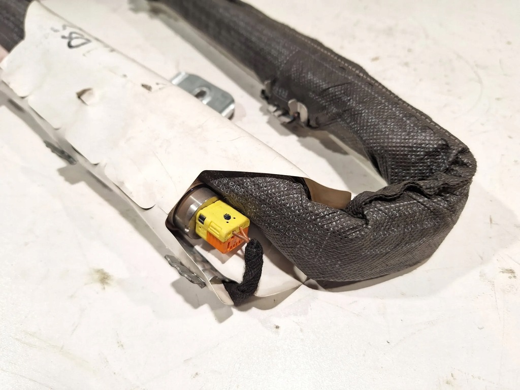 фото №6, Шторка безпеки права citroen ds3 09-