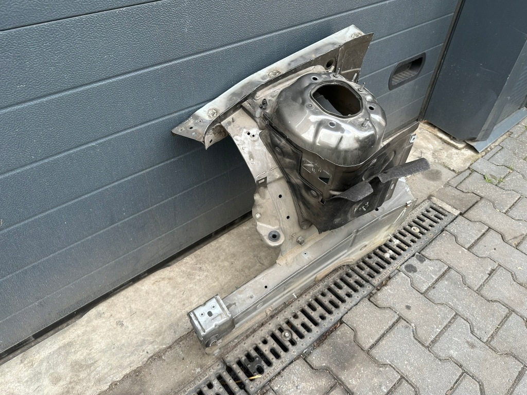 фото №9, Чверть правий перед, лонжерон, носик mercedes cls w218 c963