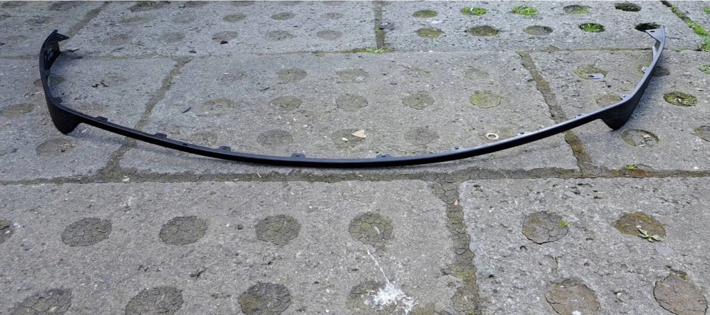 фото №1, Hyundai kona накладка спойлер бампера перед