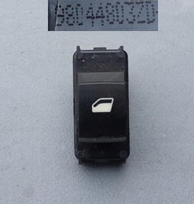 фото №1, Перемикач вікон peugeot 208 ii 98044803zd