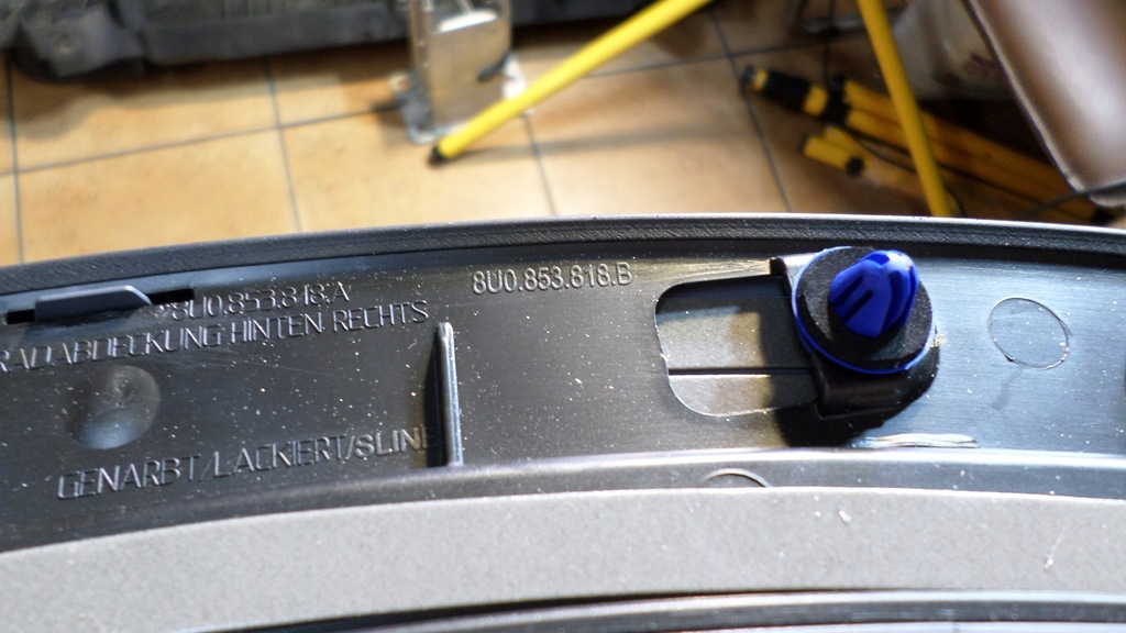 фото №5, Audi q3 молдинг крила правий задня 8u0853818b