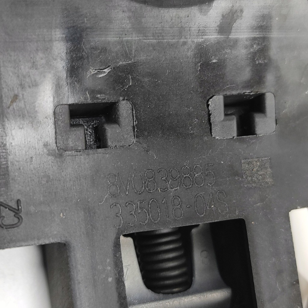 фото №7, Audi q3 f3 2018 задняя сторона левая ручка наружная дверь передних