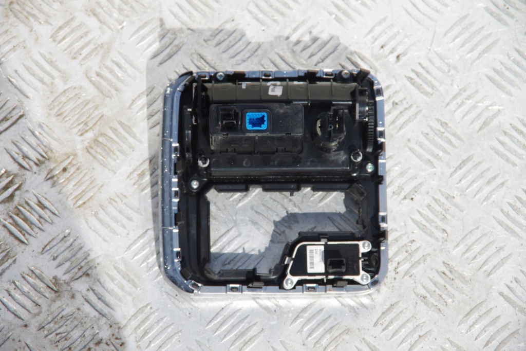 фото №3, Рамка зчитувач карта usb sd aux renault talisman 969443797r 280238265r