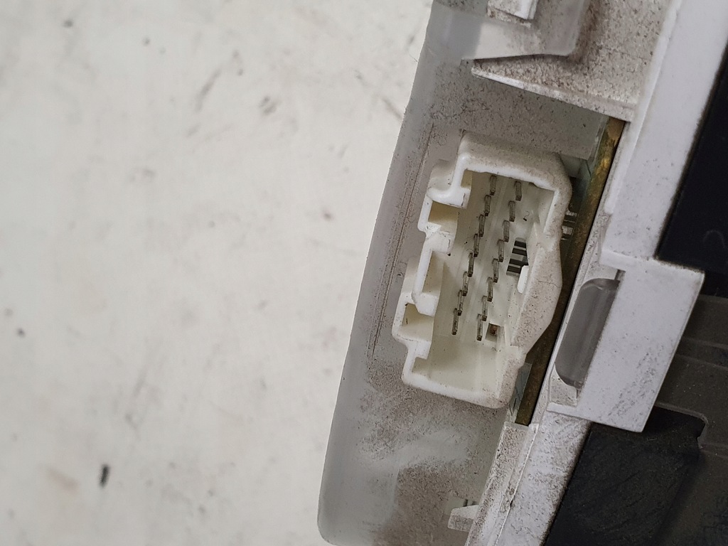 фото №10, Счетчик приборы mazda 6 i gg gy 2.0 16v 03r.