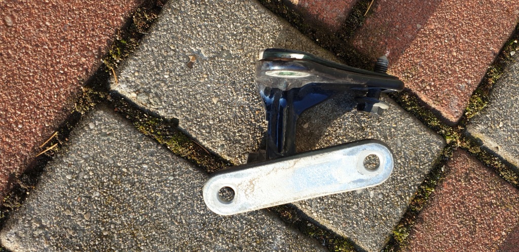 фото №1, Петля дверь перед правый верхний mercedes s w221