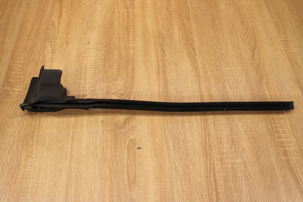 фото №1, Прокладка скло правий задня opel cascada