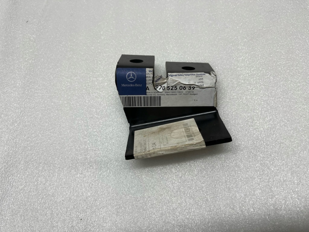 фото №1, Кронштейн лівий бампера mercedes atego a9705250639aso org