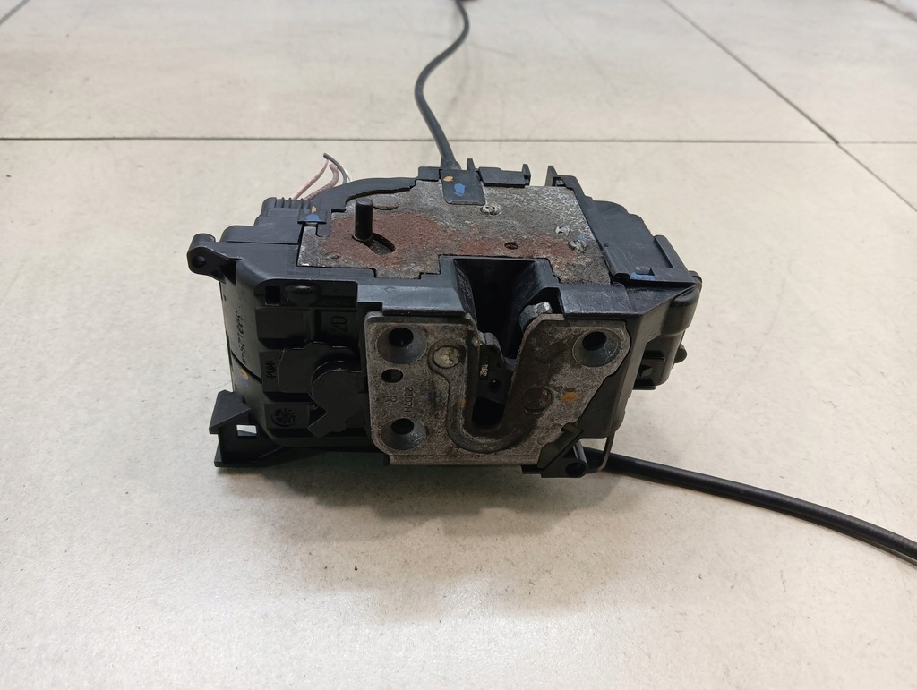 фото №4, Замок дверь правый задняя renault clio iii 1.2 300129f