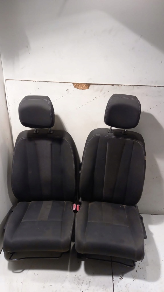 фото №5, Сиденья заднее сиденье комплект renault megane iii 5d hb !!!