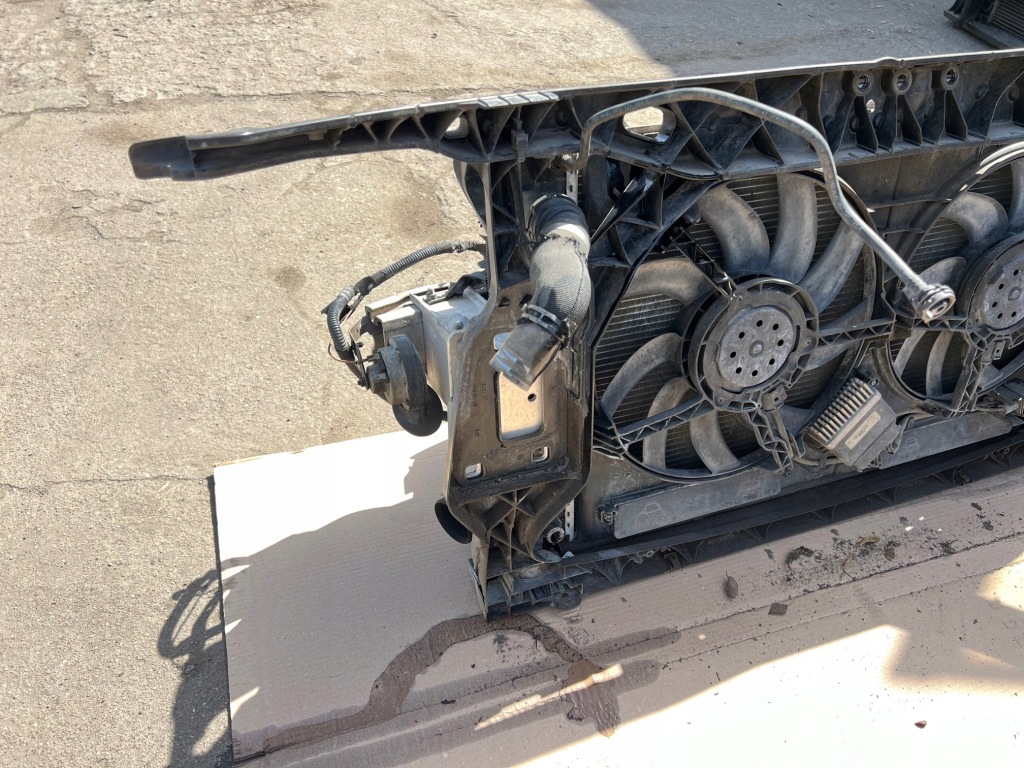 Audi a5 8t 2.7 tdi ремень передний усилитель радиатор вентиляторы комплект в Украине