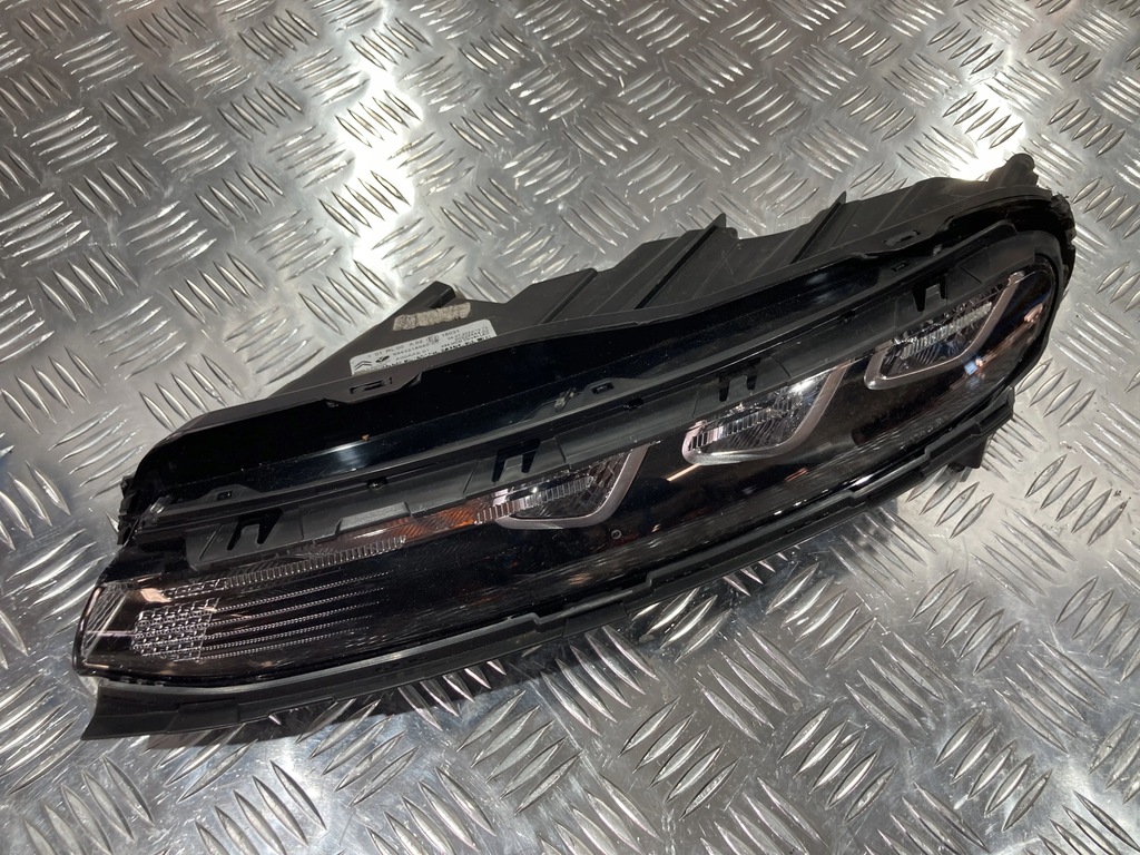 фото №1, Led левый citroen c3 aircross 21- lift
