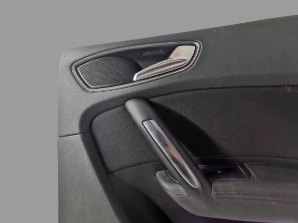 фото №2, Audi a1 8x обшивка дверь правый задняя задний 14 r