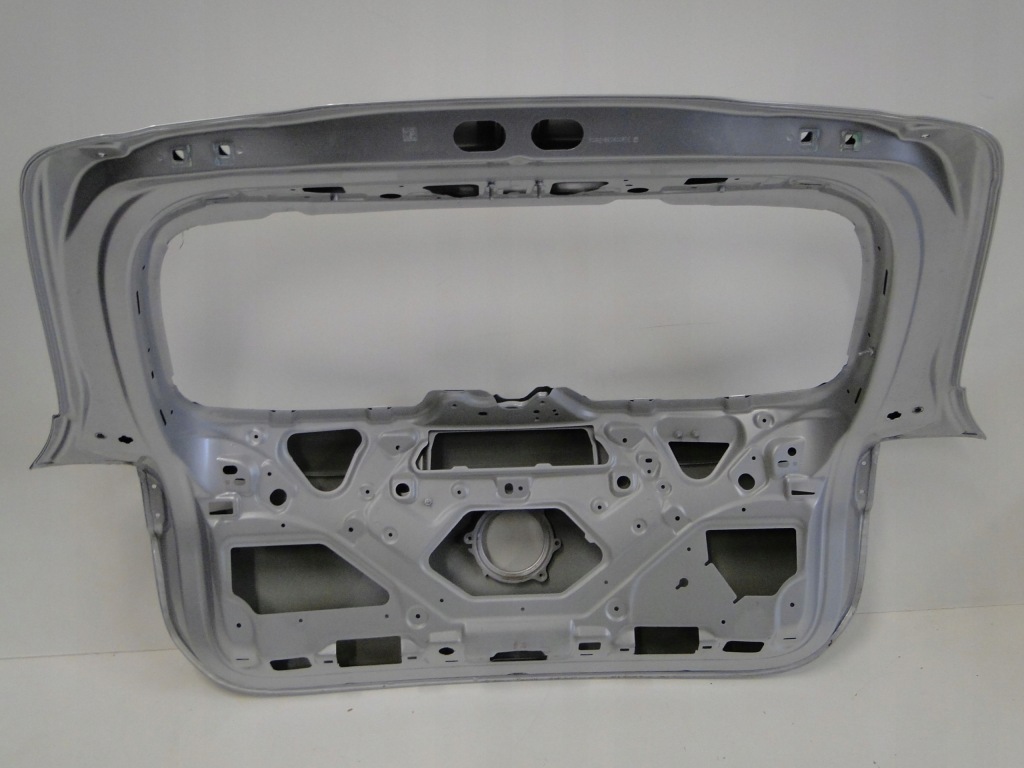 Mercedes eqa h243 243 кришка багажника задня багажника задній срібляста в Україні