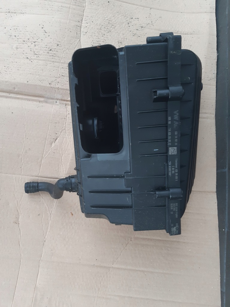 фото №7, Корпус фильтра воздуха vw golf 7 lift 2019r