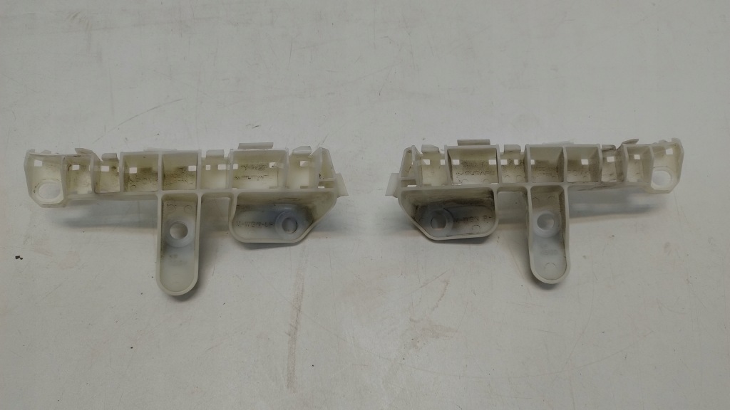 фото №1, Напрямна правий задній задня subaru xv