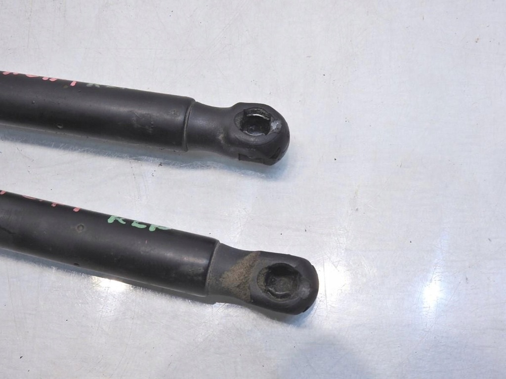 фото №6, Амортизаторы амортизаторы крышки renault scenic ii lift 8200616559