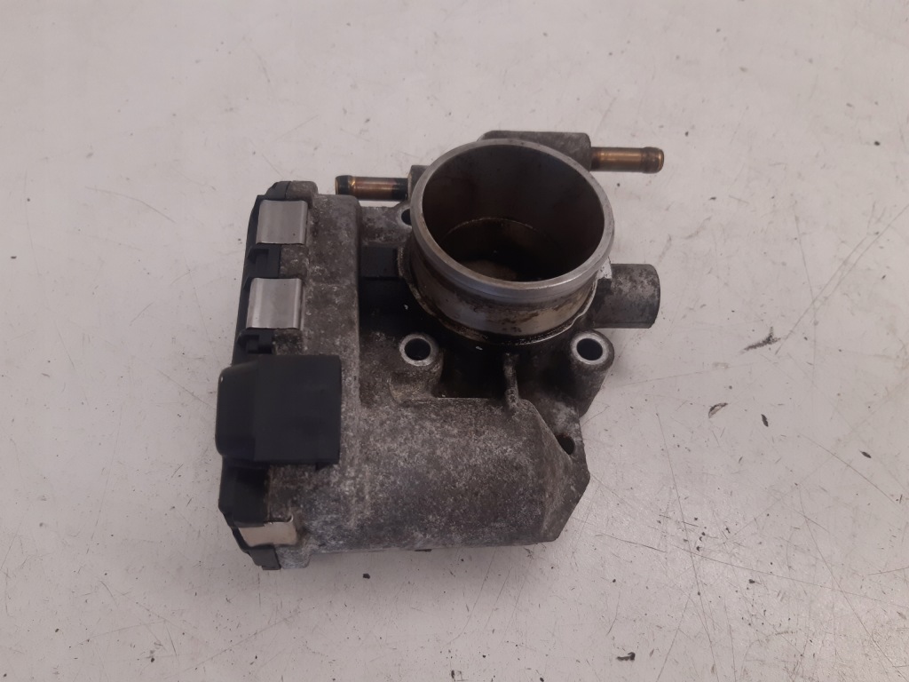 Купити Дросельна заслінка 24420536 opel corsa d 1,2 16v