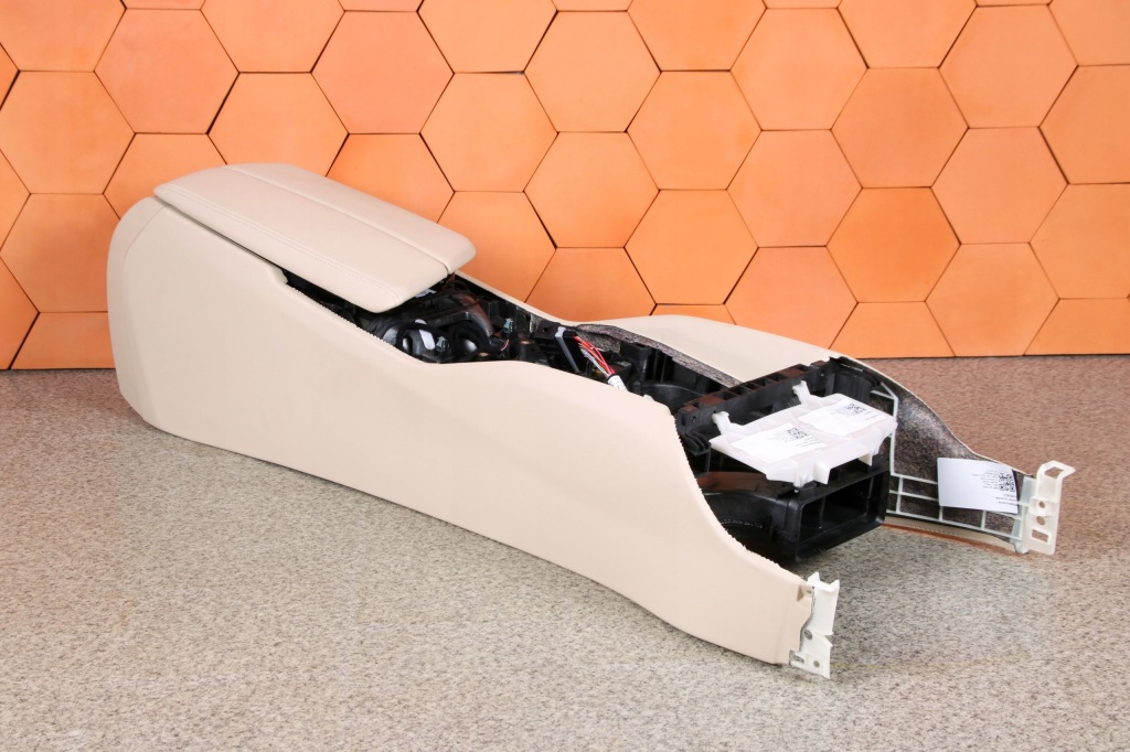 Bmw g30 g31 g32 туннель средний подлокотник canberrabeige европа с Разборки