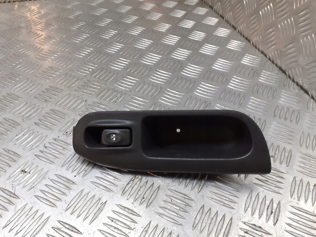 фото №1, Реле вікон renault scenic i 1.8 7700431172