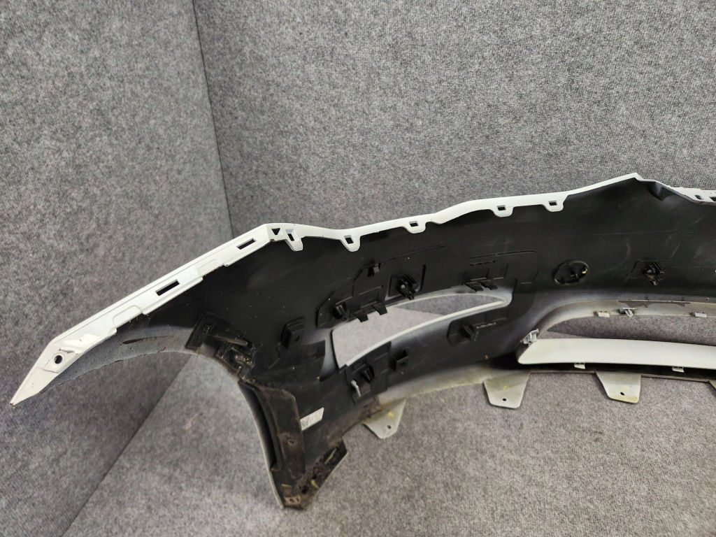 Бампер передний перед tesla model s 1564687-00-c-scz в Украине