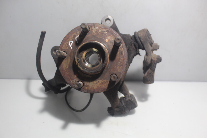 фото №1, Поворотный кулак ступица правый перед corolla x e15 1.4d4d