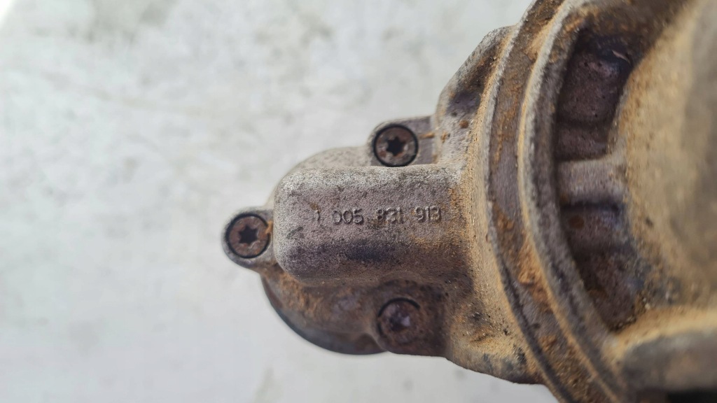 Стартер комплектний  ford transit v 1005831913 європа Зі Шроту