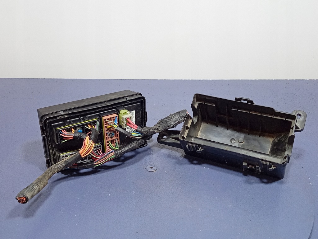 фото №4, Chevrolet aveo t250 lift коробка предохранителей 96867123