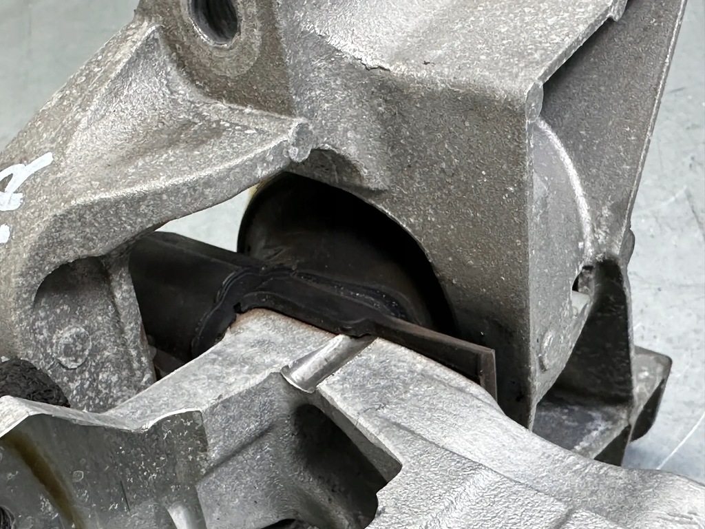 фото №8, Citroen c4 spacetourer 2018 перед сторона права кронштейни i лапи