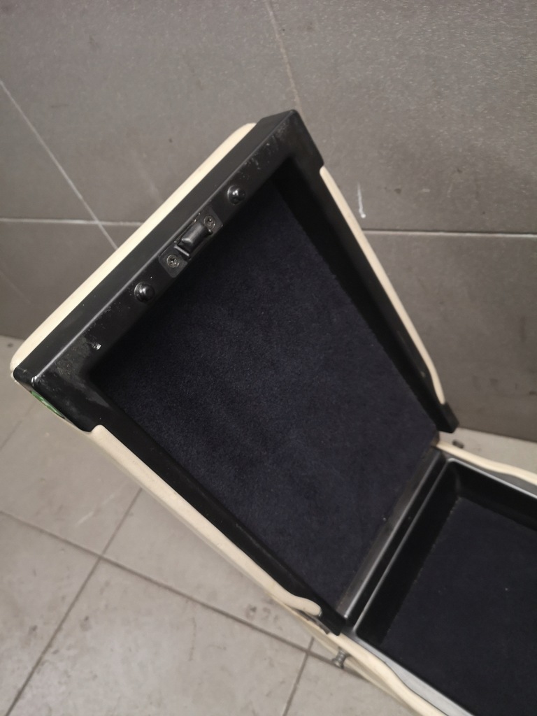 фото №11, Підлокітник сидіння задня audi a8 d2 кремовий