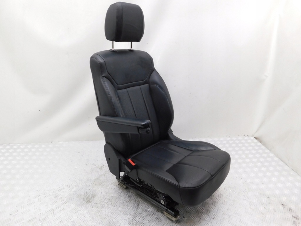 фото №8, Сиденье левый водителя land rover discovery v l462