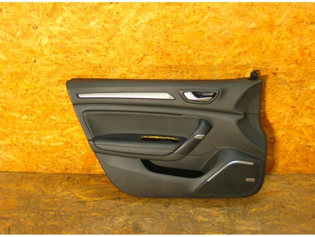 Купить Обшивка обивка дверь левый перед передний bose renault megane iv 4