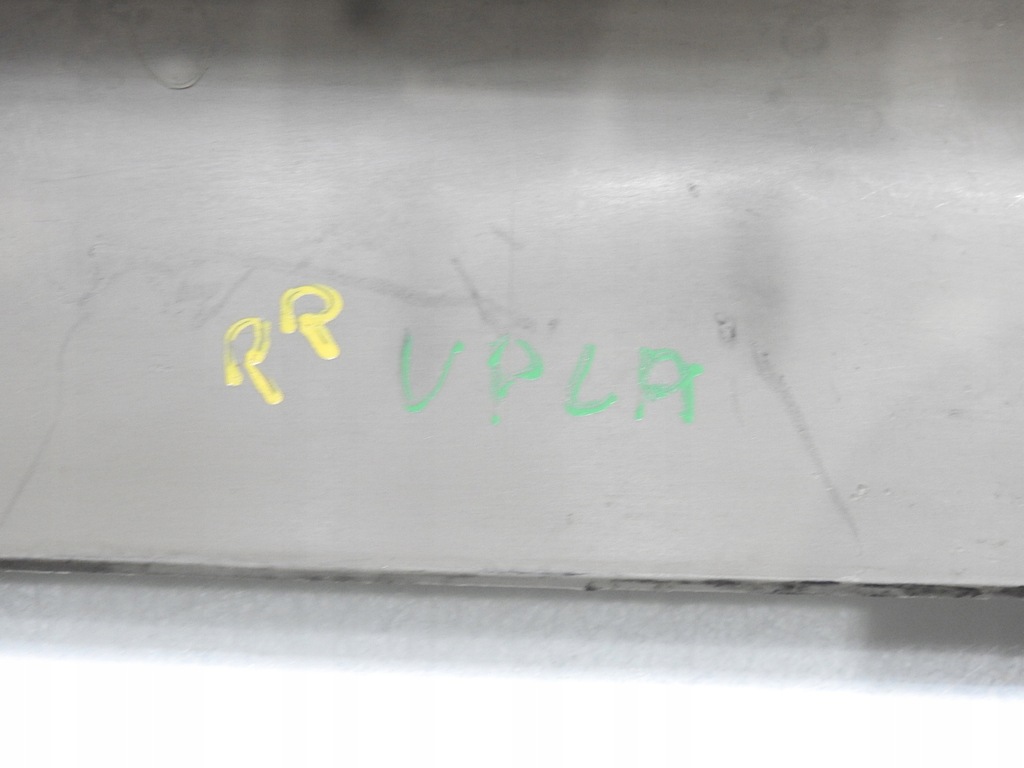 фото №7, Защита стойка правая правый b chevrolet uplander